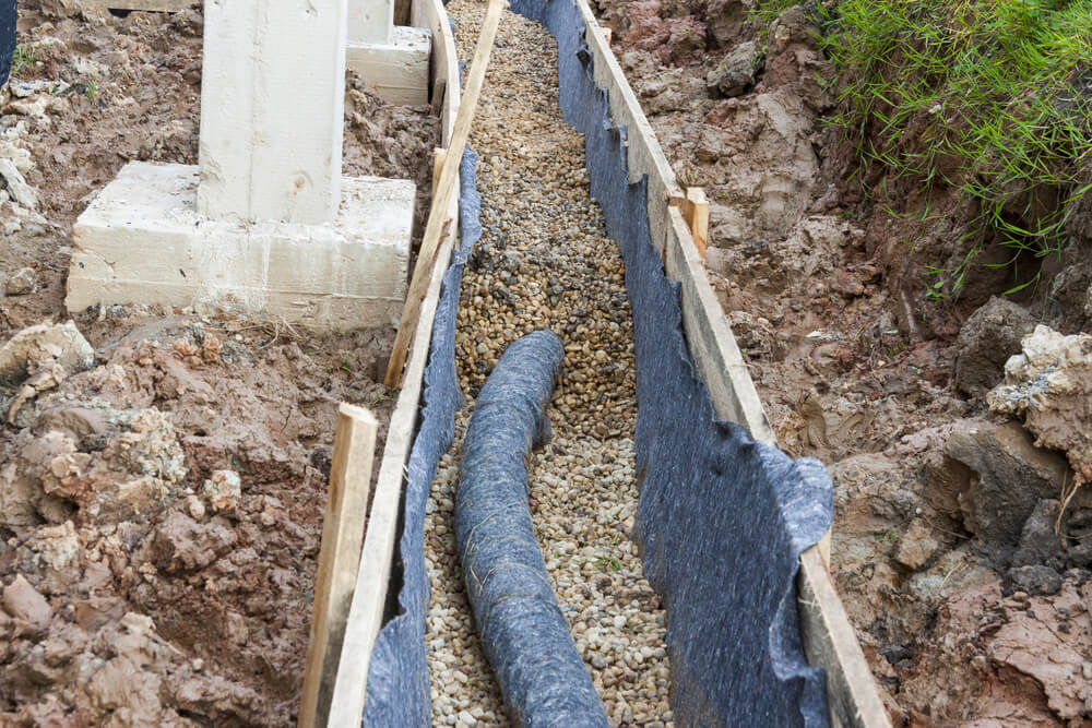 5 Ways To Stop Water Runoff From Neighbor s Yard Rainwater 