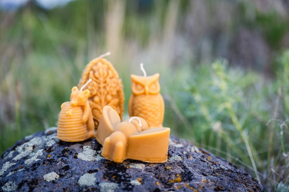Adorable hand crafted DIY homemade beeswax candles.